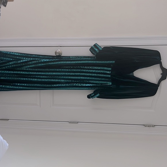 Long turquoise dress - Picture 2 of 2